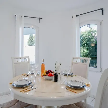 Semesterbostad Zauberfee By Interhome Denia